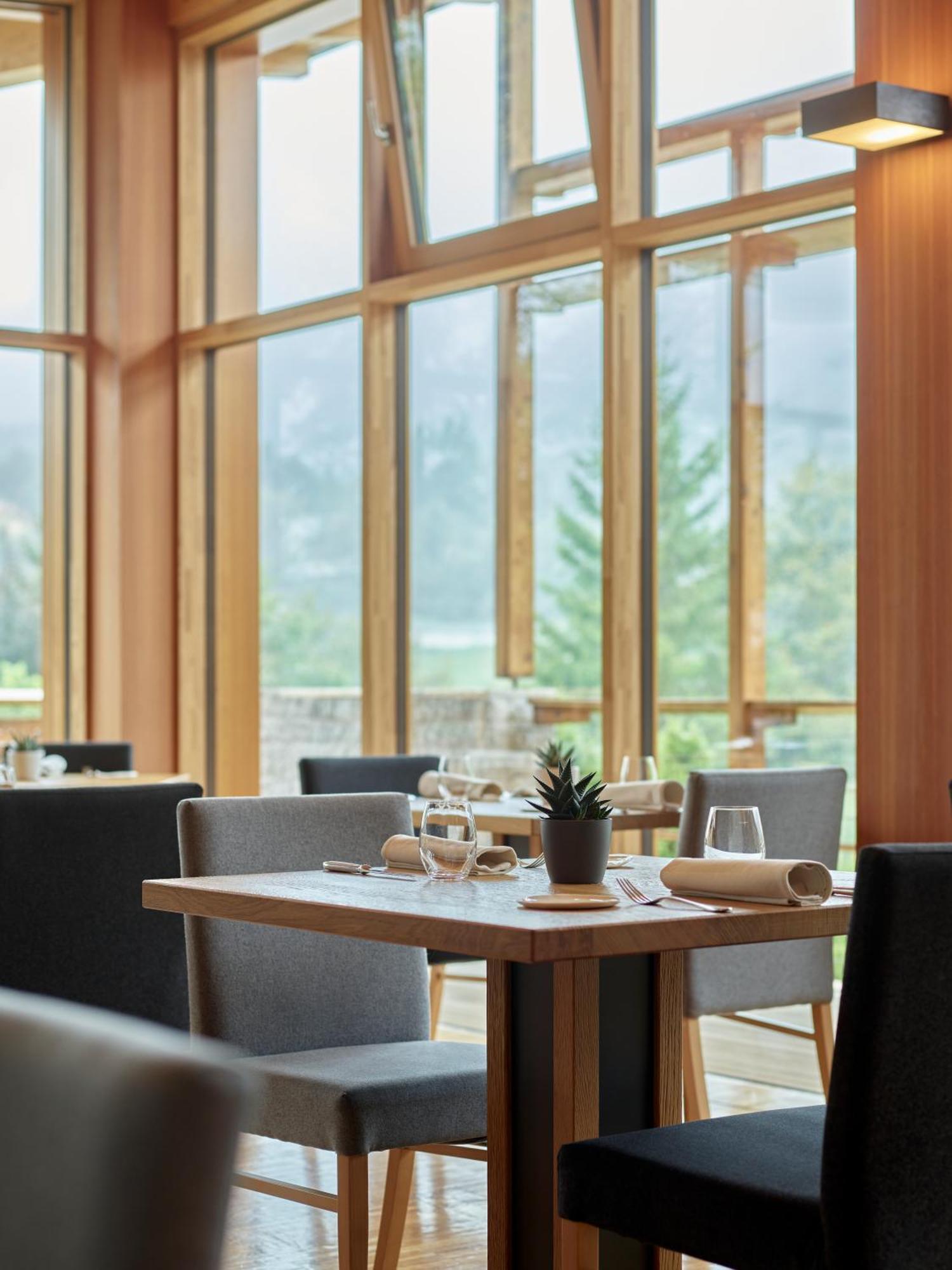 Corona Dolomites Hotel Andalo Ngoại thất bức ảnh
