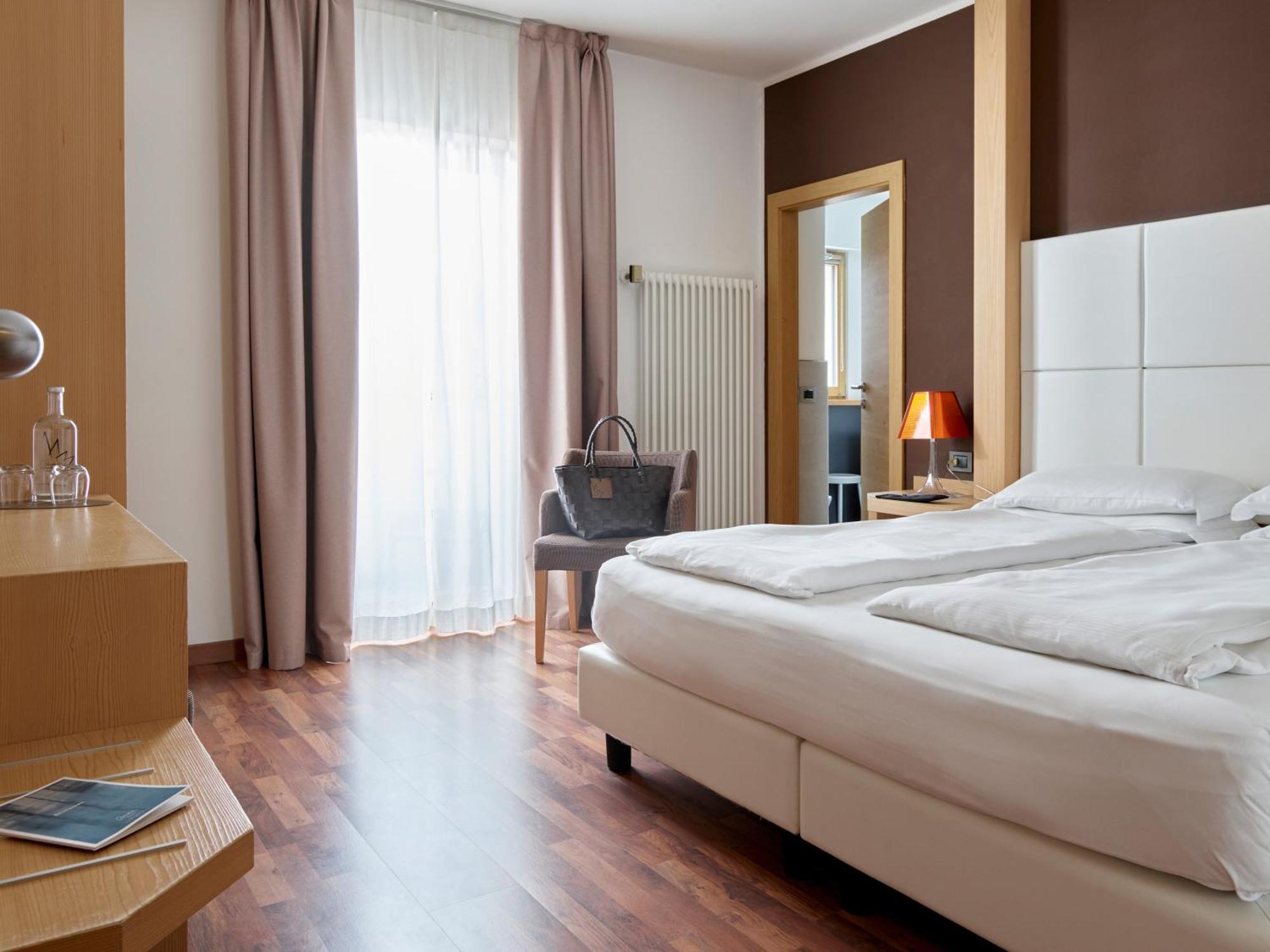 Corona Dolomites Hotel Andalo Ngoại thất bức ảnh